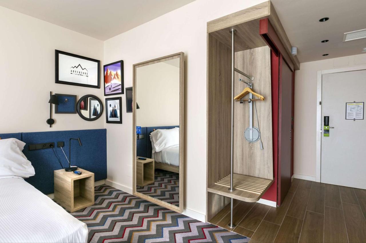 Hampton By Hilton Alcobendas Madrid Eksteriør billede